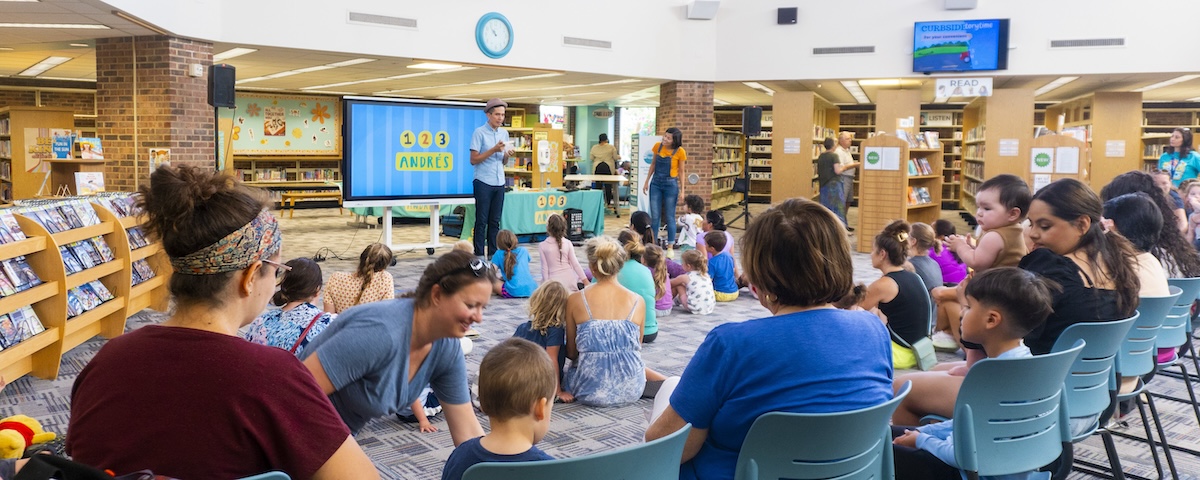 Photo of people at 123 Andres event in a library